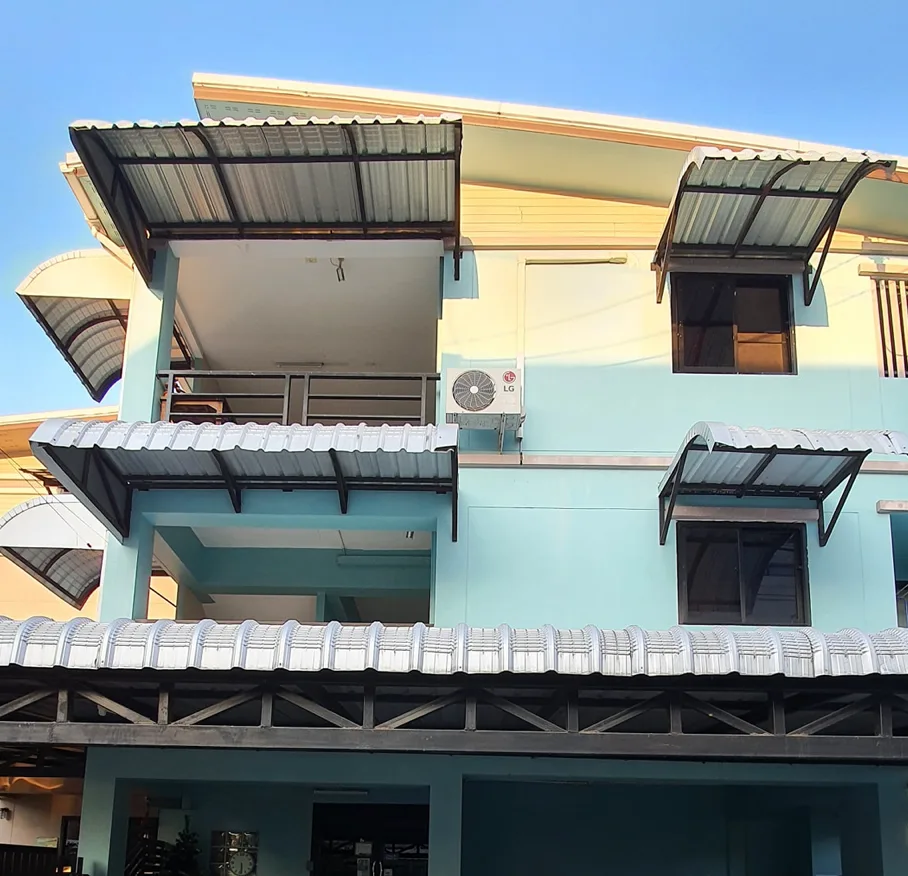 บ้านภูหอม