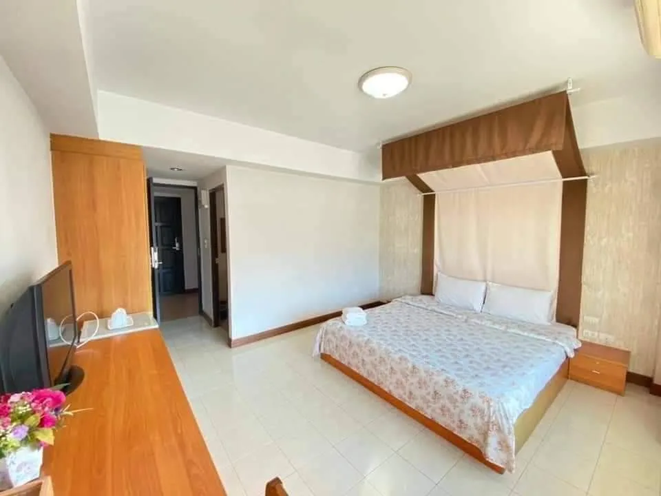 Malin Residence — 2