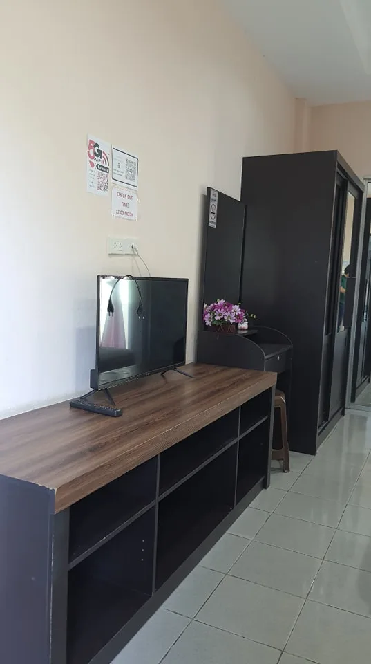 นทีสิน อพาร์ทเมนท์ — 2