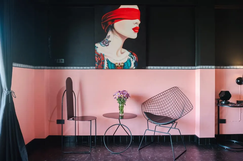 Miss Time Pink House — 3