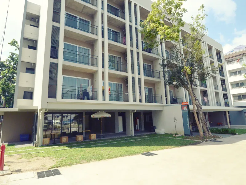 หอพักหญิงบ้านต้นทองกวาว