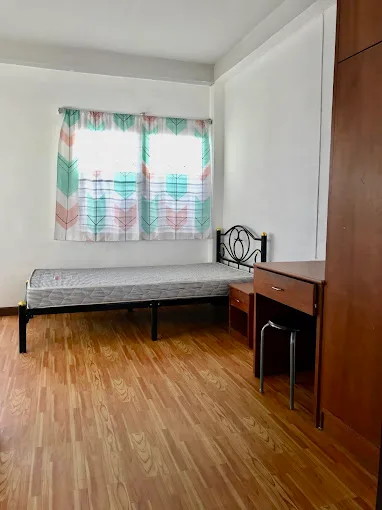8 o'clock (Apartment) — 3