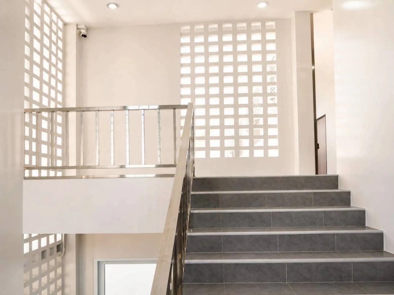 SAFE HAUS Apartment — 5
