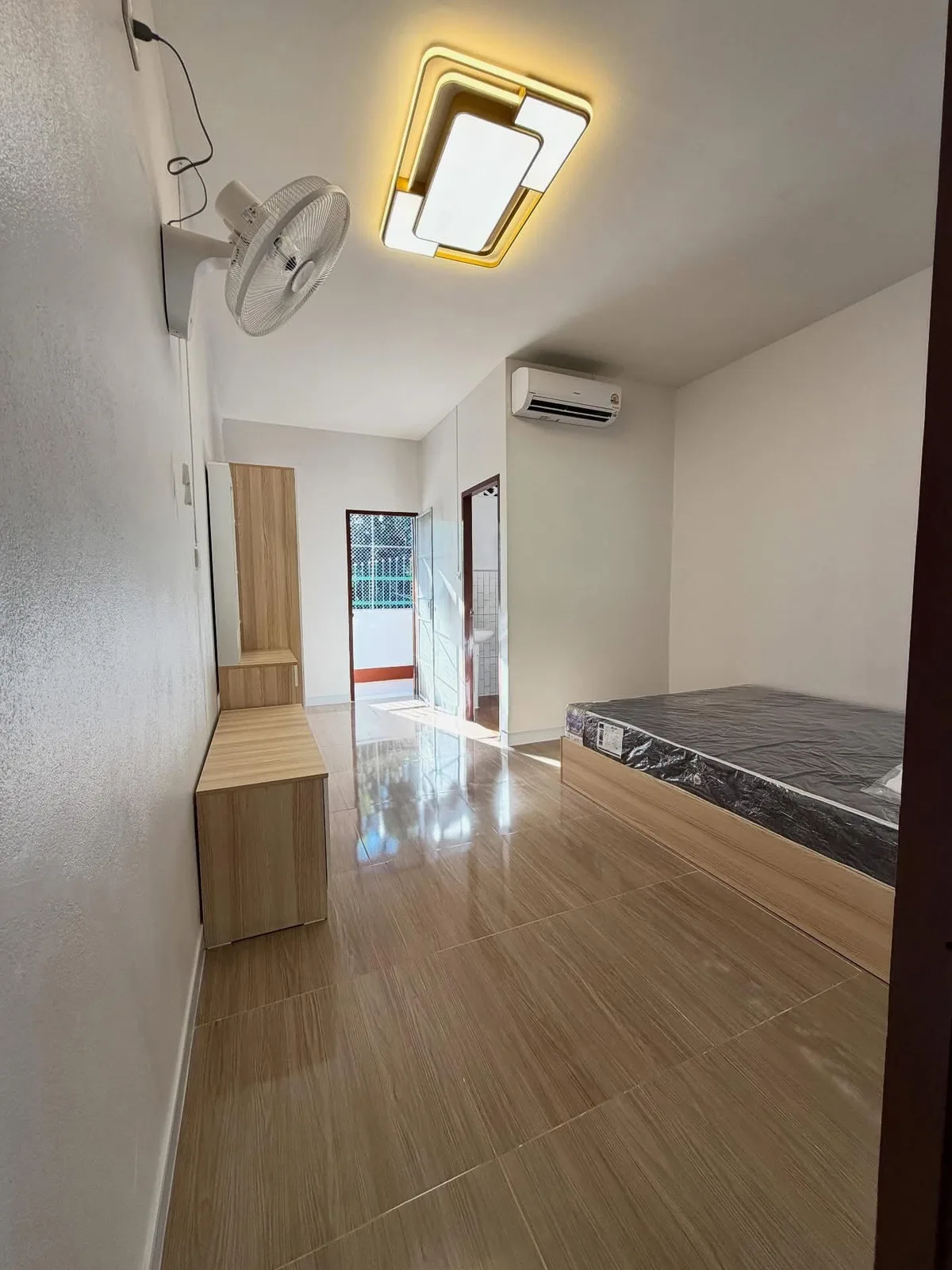 อยู่สบายเฮาส์ สาขา 1 (YuSabai House)