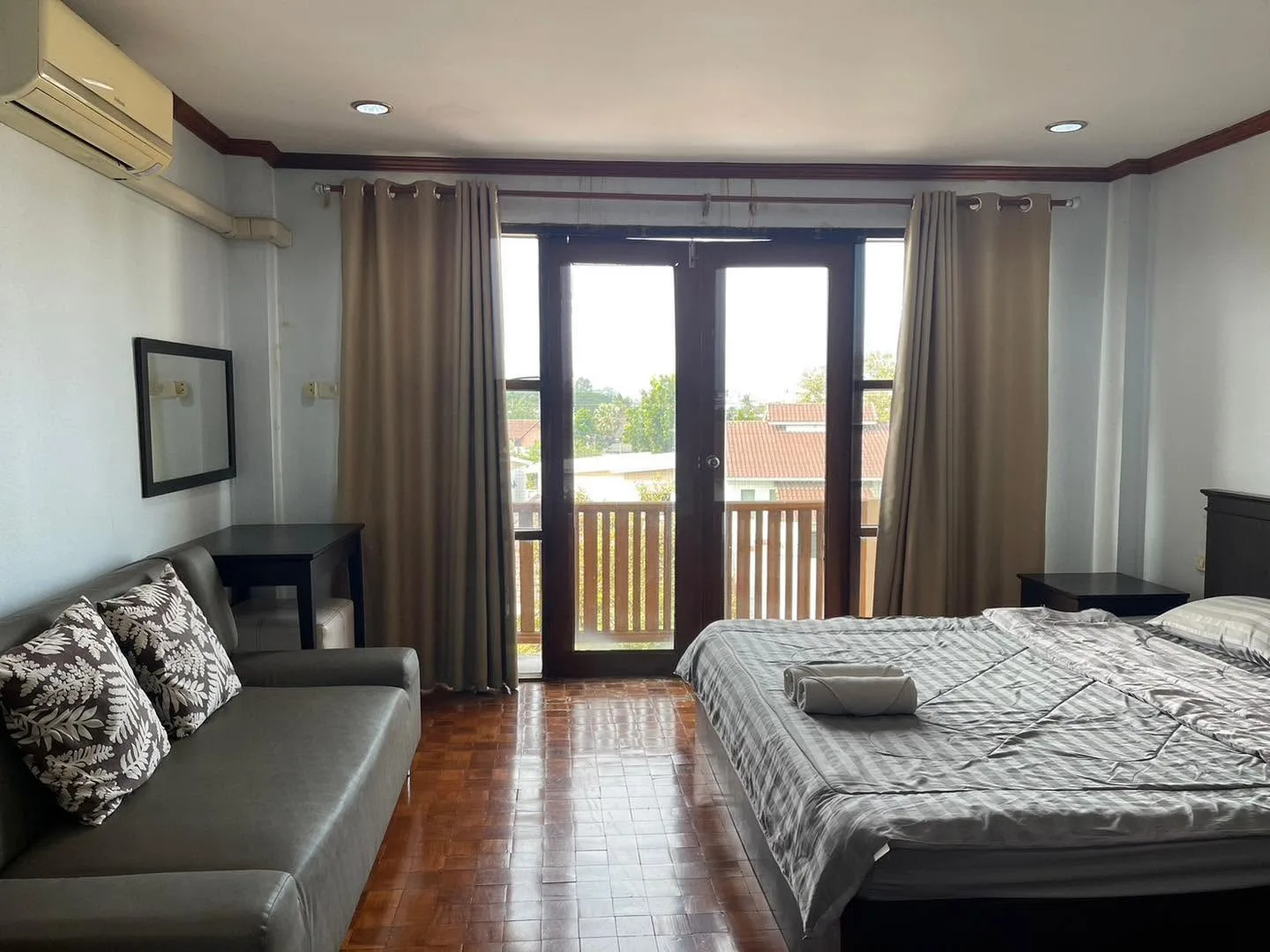 S1 Service Apartment — 4