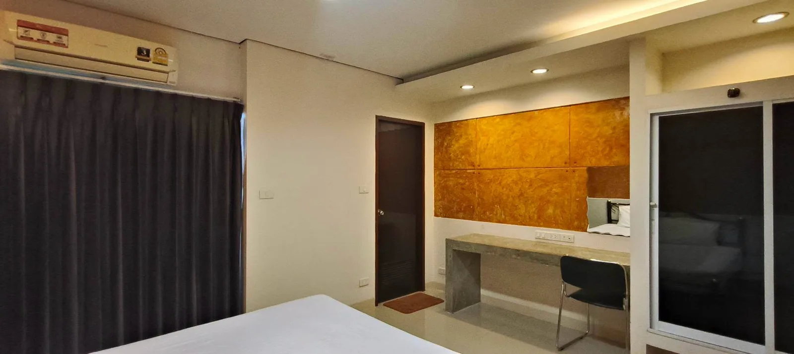 หอพักภูสราญ แมนชั่น (Phusaraan Mansion) — 5