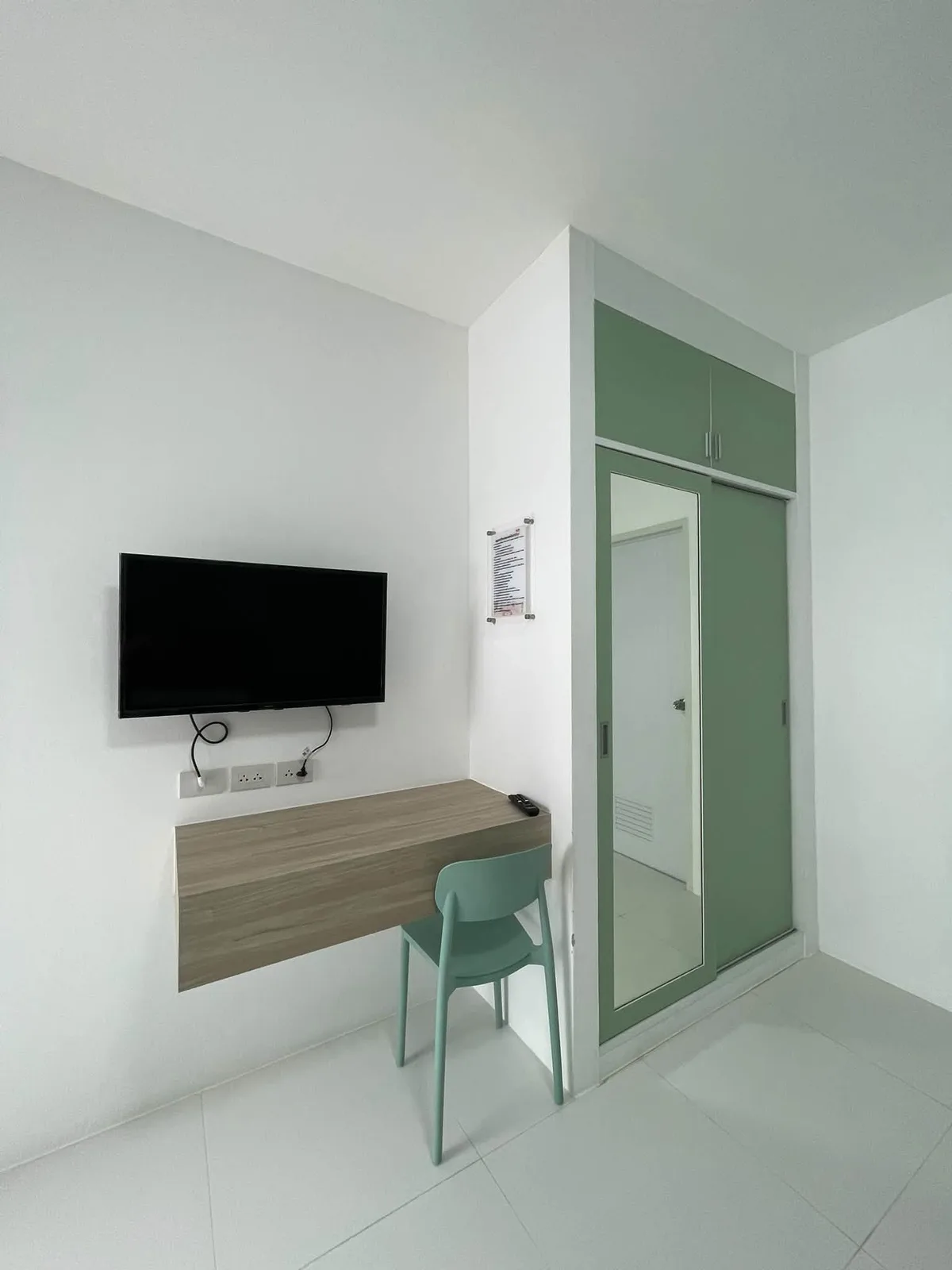 OTiZ Resident — 3